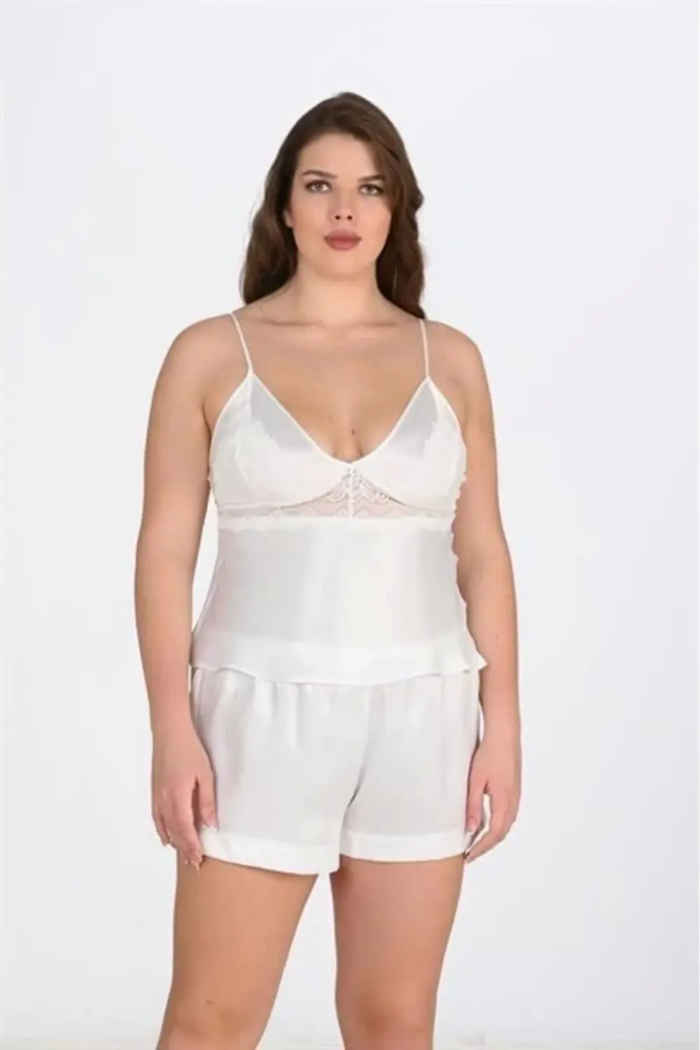 Arias Closet Büyük Beden Ekru Şort Takımı Arias Closet Büyük Beden Ekru Şort Takımı