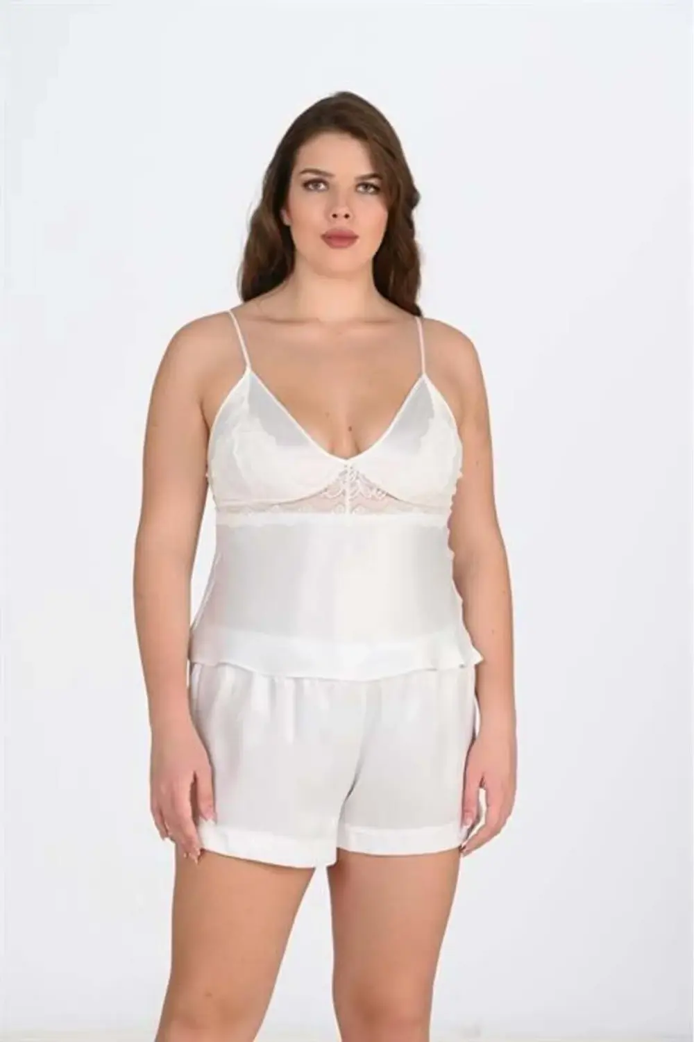 Arias Closet Büyük Beden Ekru Şort Takımı Arias Closet Büyük Beden Ekru Şort Takımı