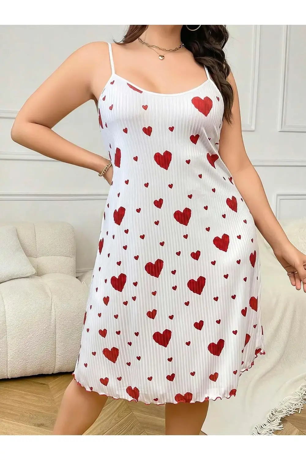 Arias Closet Büyük Beden Kalp Desen Pamuklu İnce Askılı Uzun Gece Arias Closet Büyük Beden Kalp Desen Pamuklu İnce Askılı Uzun Gece