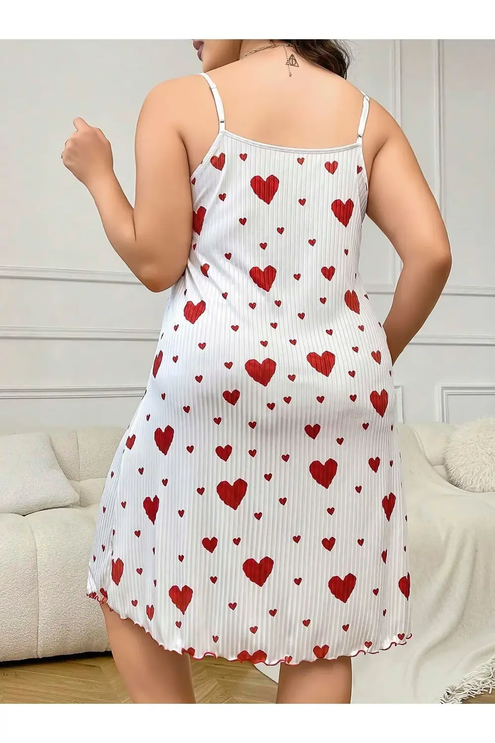 Arias Closet Büyük Beden Kalp Desen Pamuklu İnce Askılı Uzun Gece Arias Closet Büyük Beden Kalp Desen Pamuklu İnce Askılı Uzun Gece