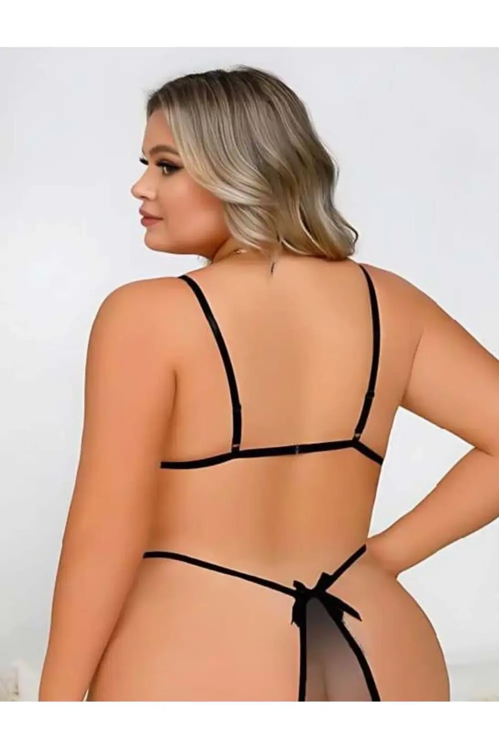 Arias Closet Büyük Beden Siyah Dantel İşlemeli Dekolteli Fantezi