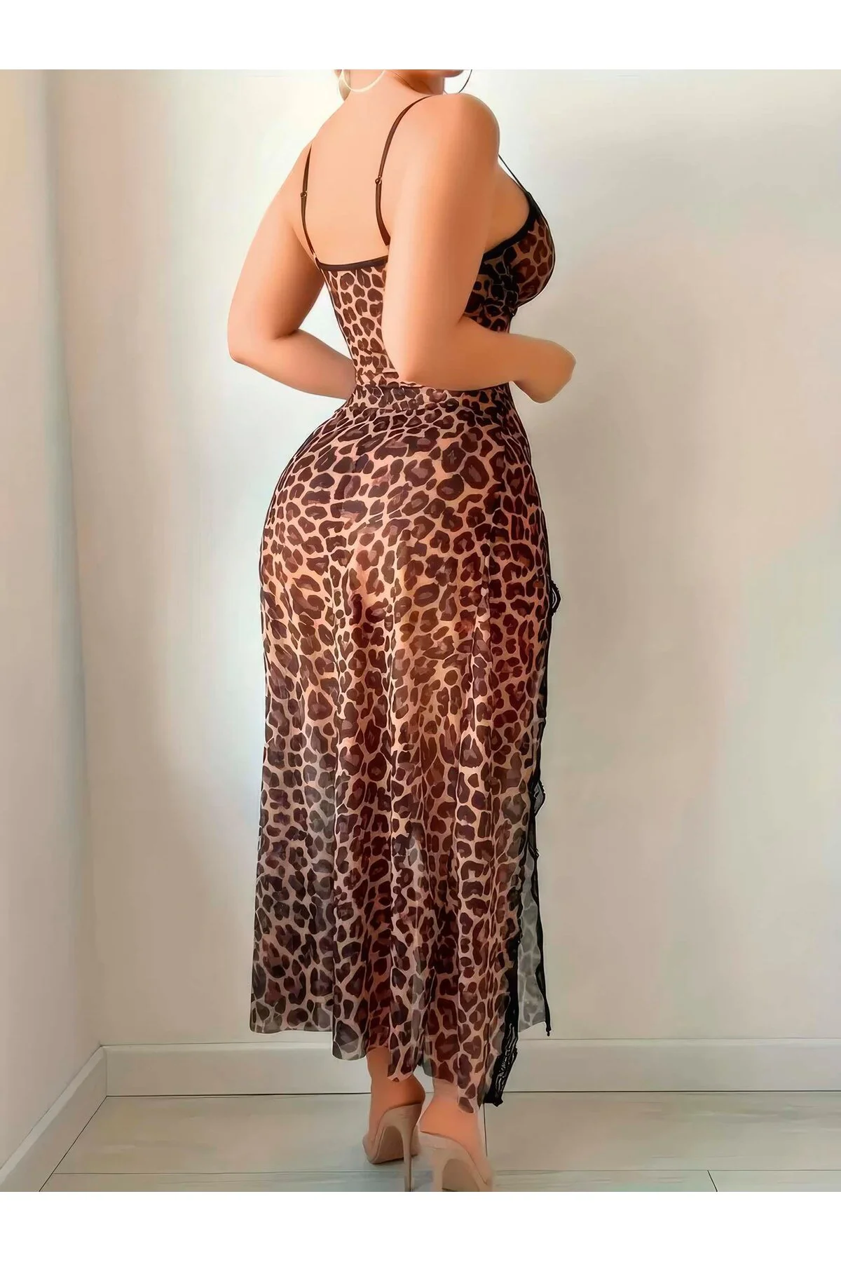 Arias Closet Leopar Desenli Yırtmaçlı Fantezi Uzun Gecelik Fiyatı, Yorumları ve Özellikleri