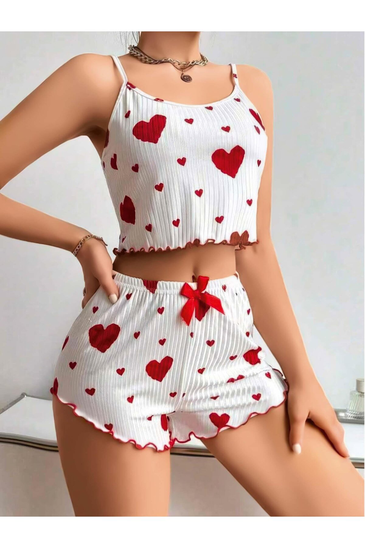 Aria's Closet Arias Closet Pamuklu Beyaz Üstüne Kırmızı Kalp Desenli Askılı Şor