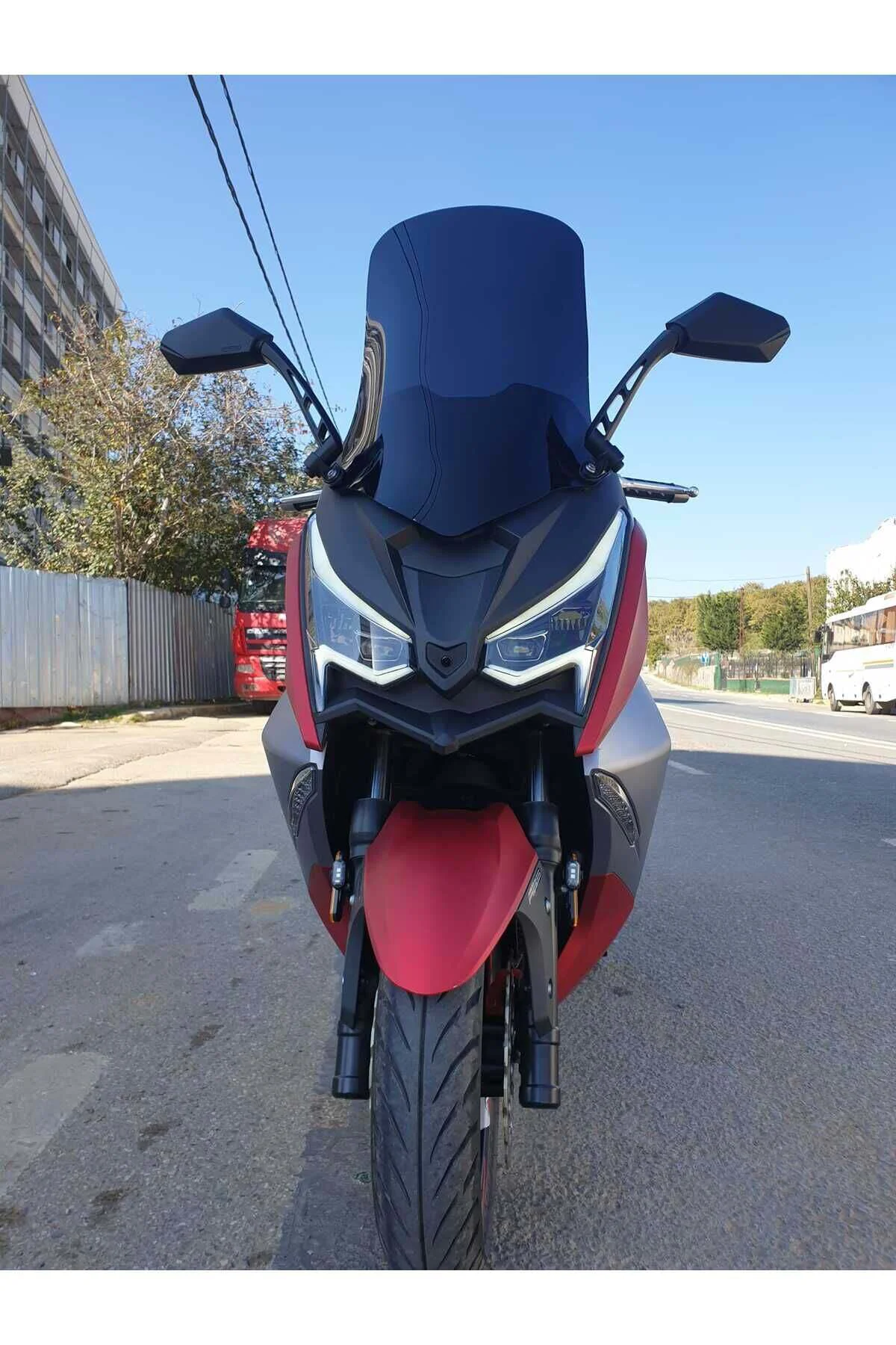 Ariic Chief 318 Ön Cam 2023-2026 Model 75cm Siyah Renkli 4mm UZUN