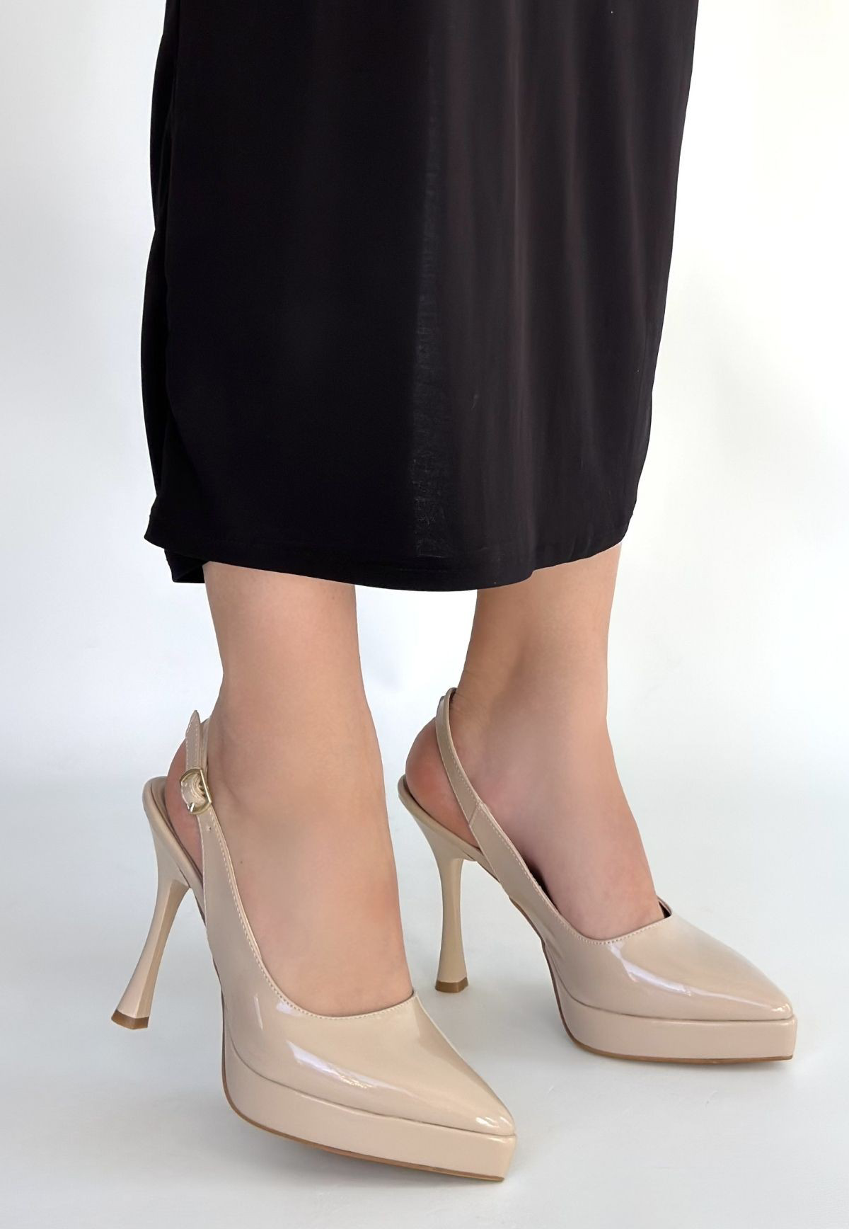 Arim Bej Rugan Platform Topuk Ayakkabı Arim Bej Rugan Platform Topuk Ayakkabı