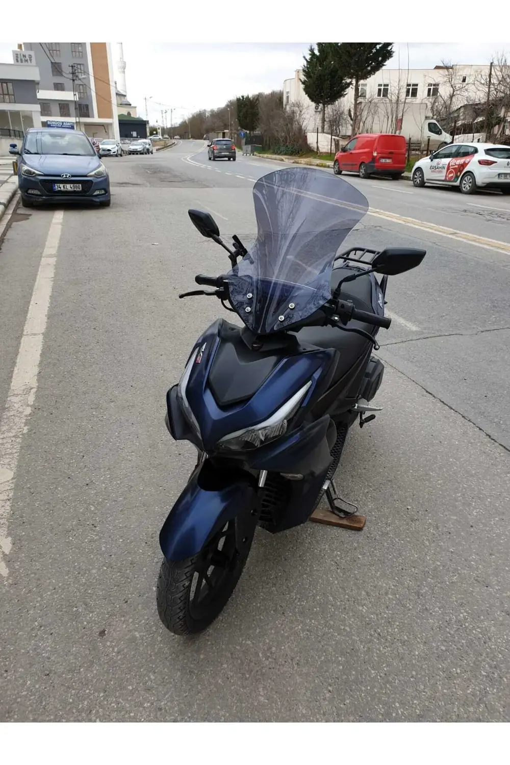 Arome 125 Siperlik Uyumlu Ön Cam 2023-2025 Model 54cm Açıkfüme Re