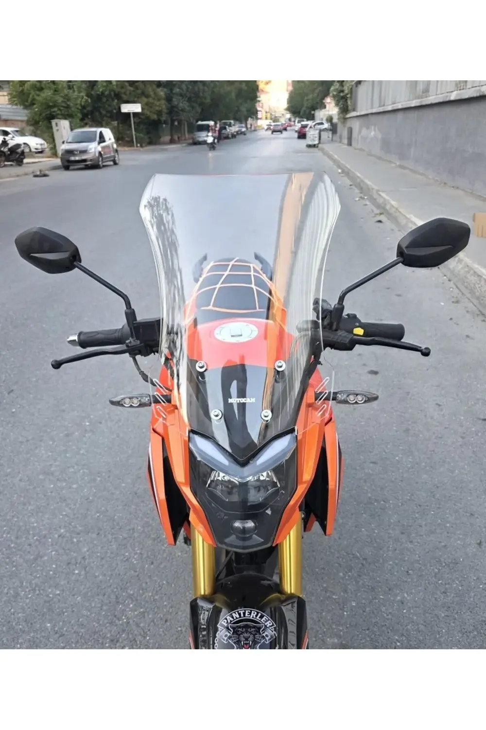 Arora ARS 200 Ön Cam 2022-2025 Model 46cm Şeffaf Renkli 4mm Arora ARS 200 Ön Cam 2022-2025 Model 46cm Şeffaf Renkli 4mm