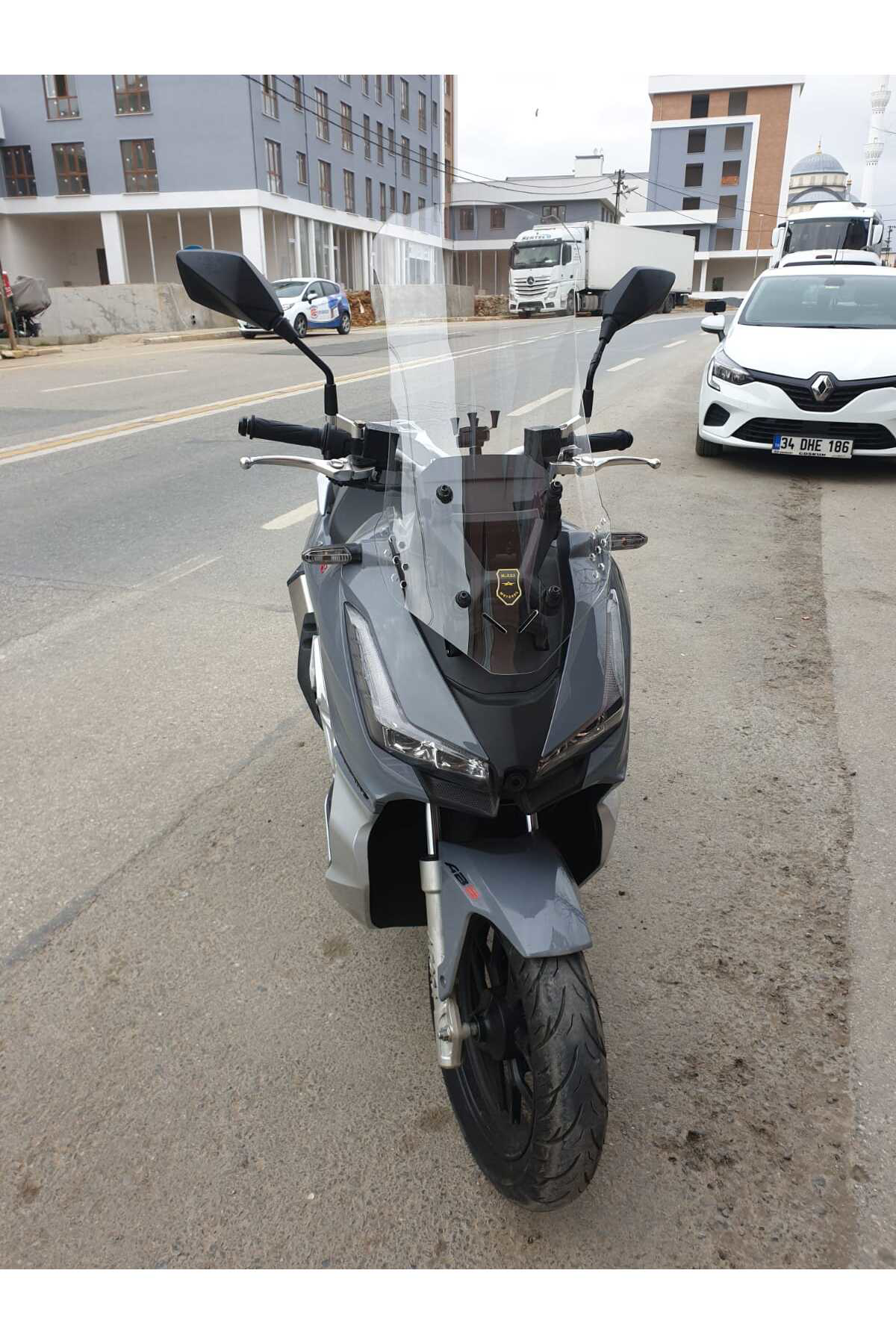 Motocam Arora Beatrix 150 Siperlik Ön Cam 2023-2025 Model 65Cm Şeffaf Ren