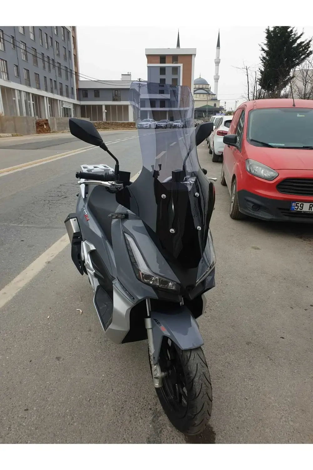 Arora Beatrix Ön Cam 2023-2025 Model uyumlu 78cm Açıkfüme Renkli