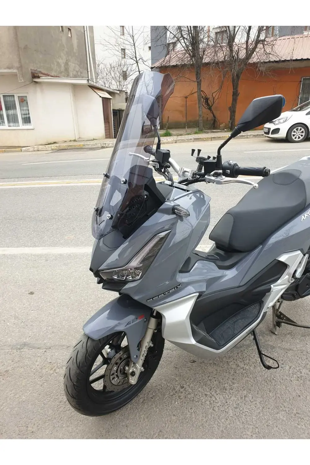 Arora Beatrix Ön Cam 2023-2025 Uyumlu 75cm Açıkfüme Renkli 4mm UZ