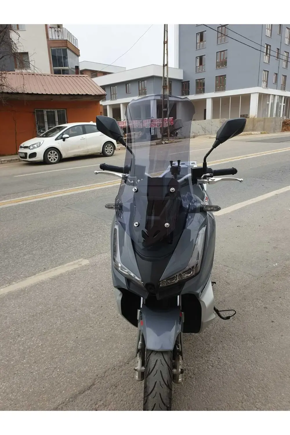 Arora Beatrix Ön Cam 2023-2025 Uyumlu 75cm Açıkfüme Renkli 4mm UZ