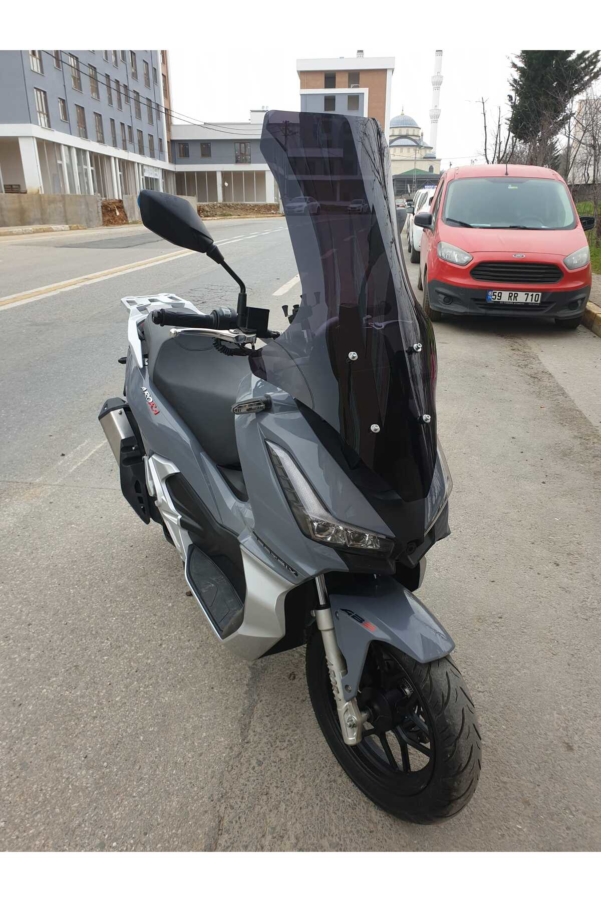 Motocam Arora Beatrix Ön Cam 2023 2024 Model 78Cm Siyah Renkli 4Mm Uzun C