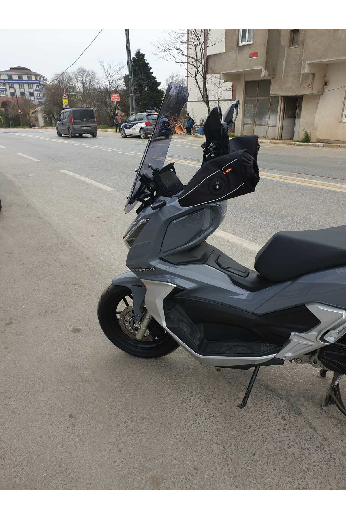 Motocam Arora Beatrix Ön Cam 2023 2024 Uyumlu 75Cm Açıkfüme Renkli 4Mm Uz