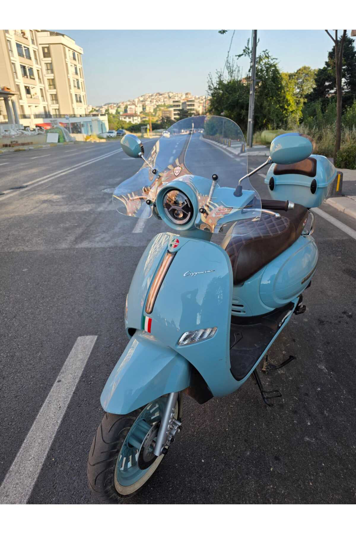 Motocam Arora Cappucino Uyumlu Siperlik Ön Cam 2003-2025 Model 39Cm Şeffa