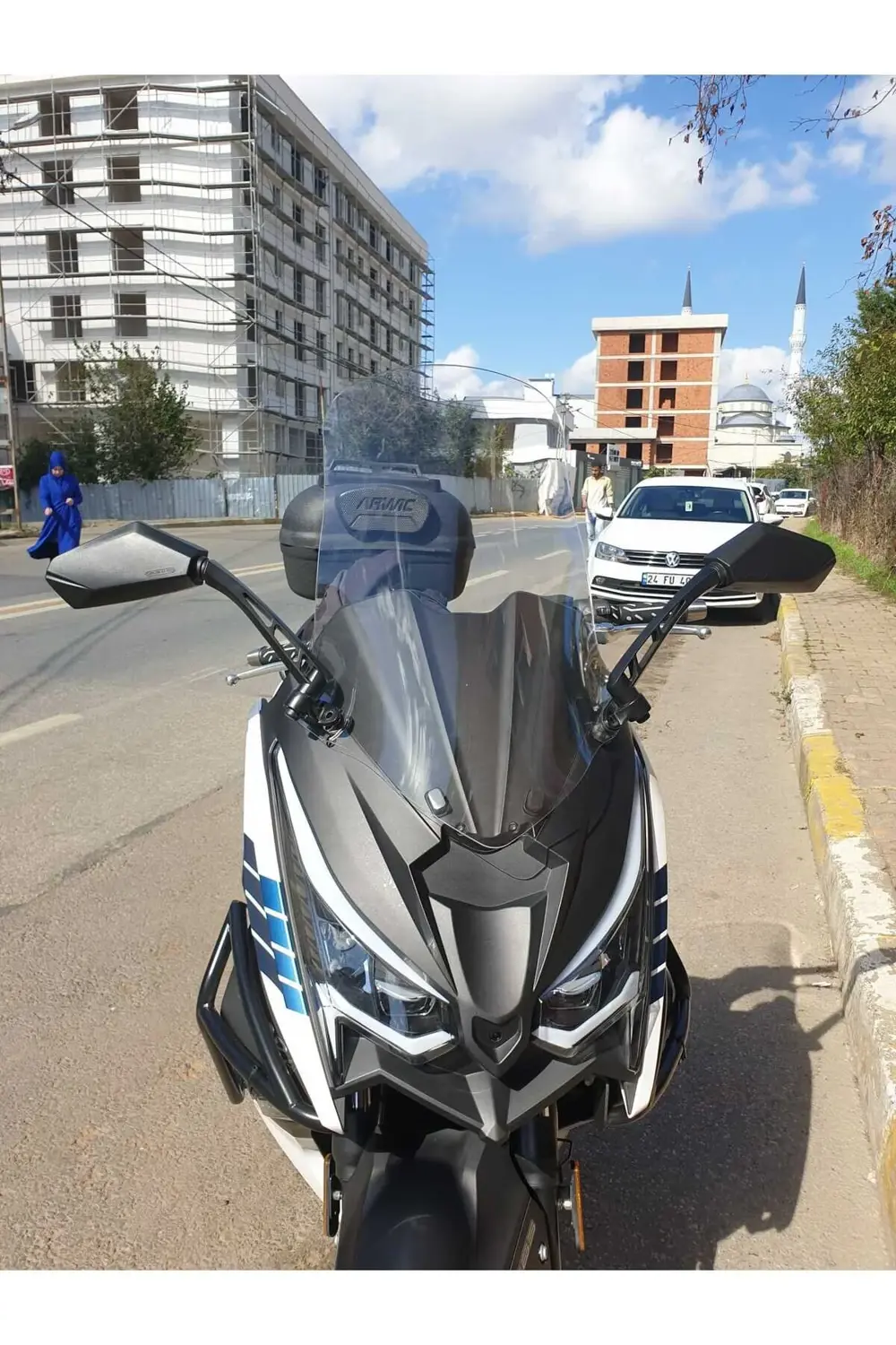 Arora Chinf 318 Ön Cam 2023 2024 Model 75cm Şeffaf Renkli 4mm UZU