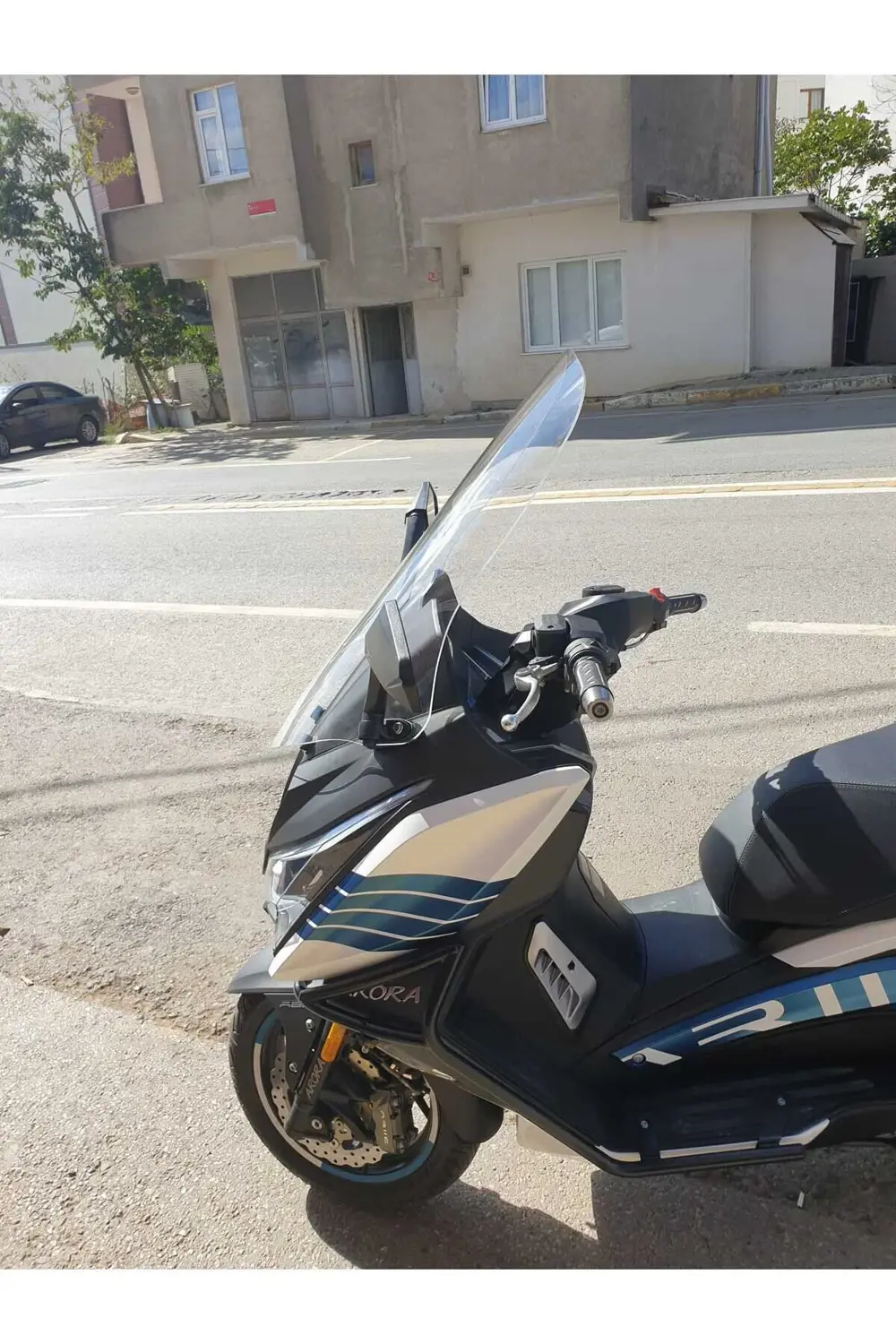 Arora Chinf 318 Ön Cam 2023 2024 Model 75cm Şeffaf Renkli 4mm UZU