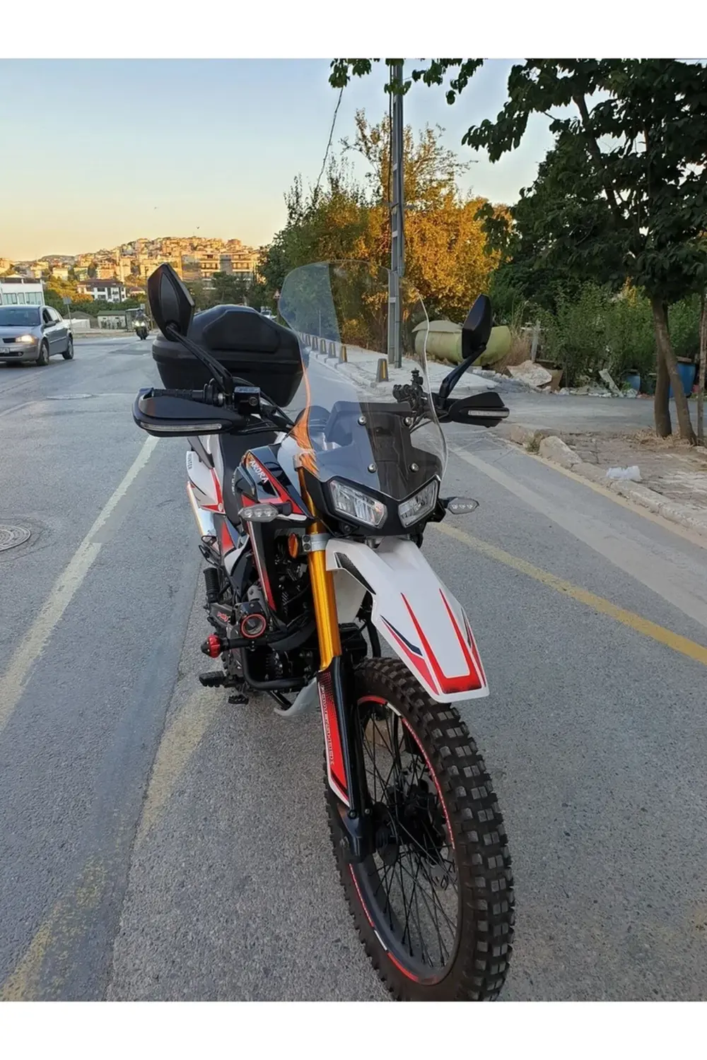 Arora CR 250 Ön Cam 2025 Model 55cm Şeffaf Renkli 4mm