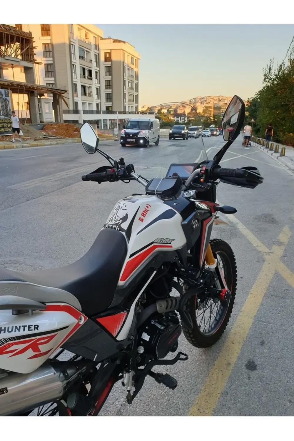 Arora CR 250 Ön Cam 2025 Model 55cm Şeffaf Renkli 4mm