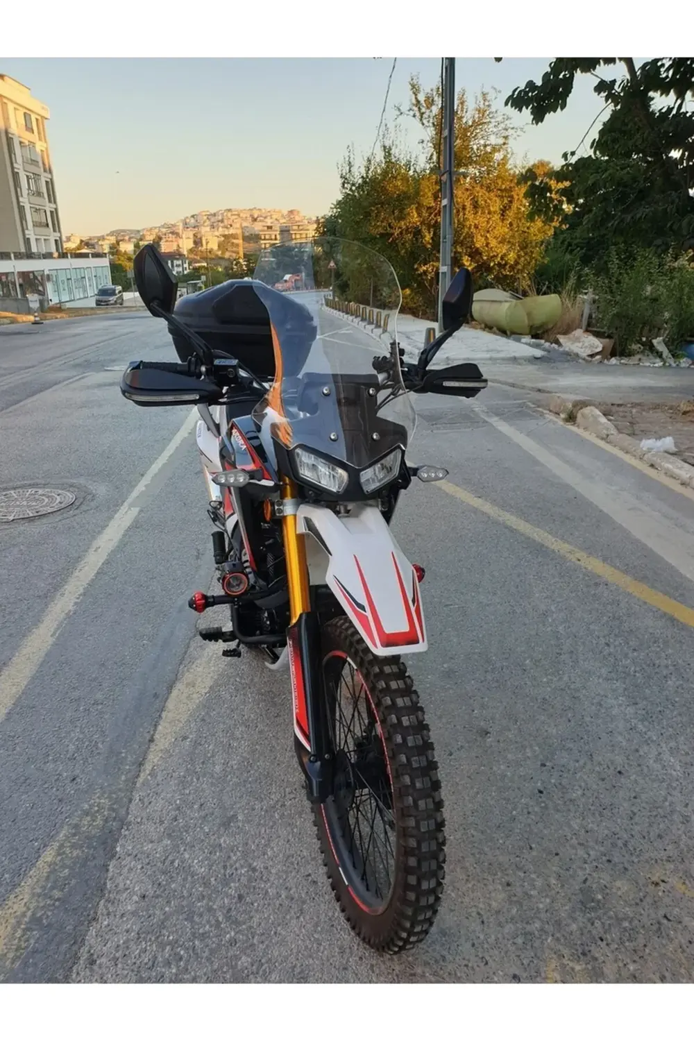 Arora CR 250 Ön Cam 2025 Model 55cm Şeffaf Renkli 4mm