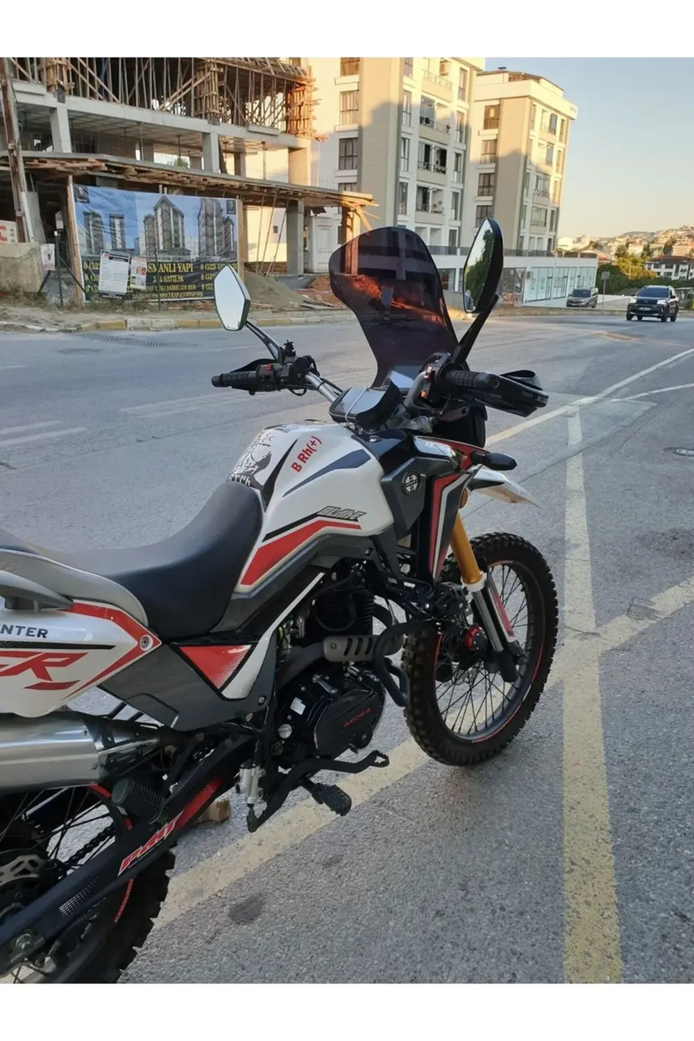 Arora CR 250 Ön Cam 2025 Model 55cm Siyah Renkli 4mm