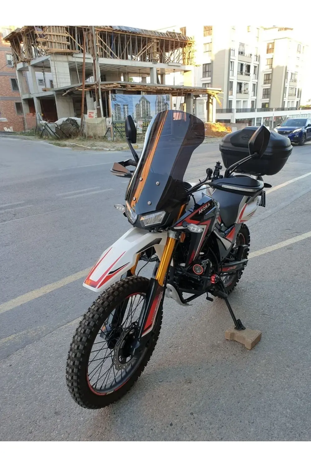 Arora CR 250 Ön Cam 2025 Model 55cm Siyah Renkli 4mm