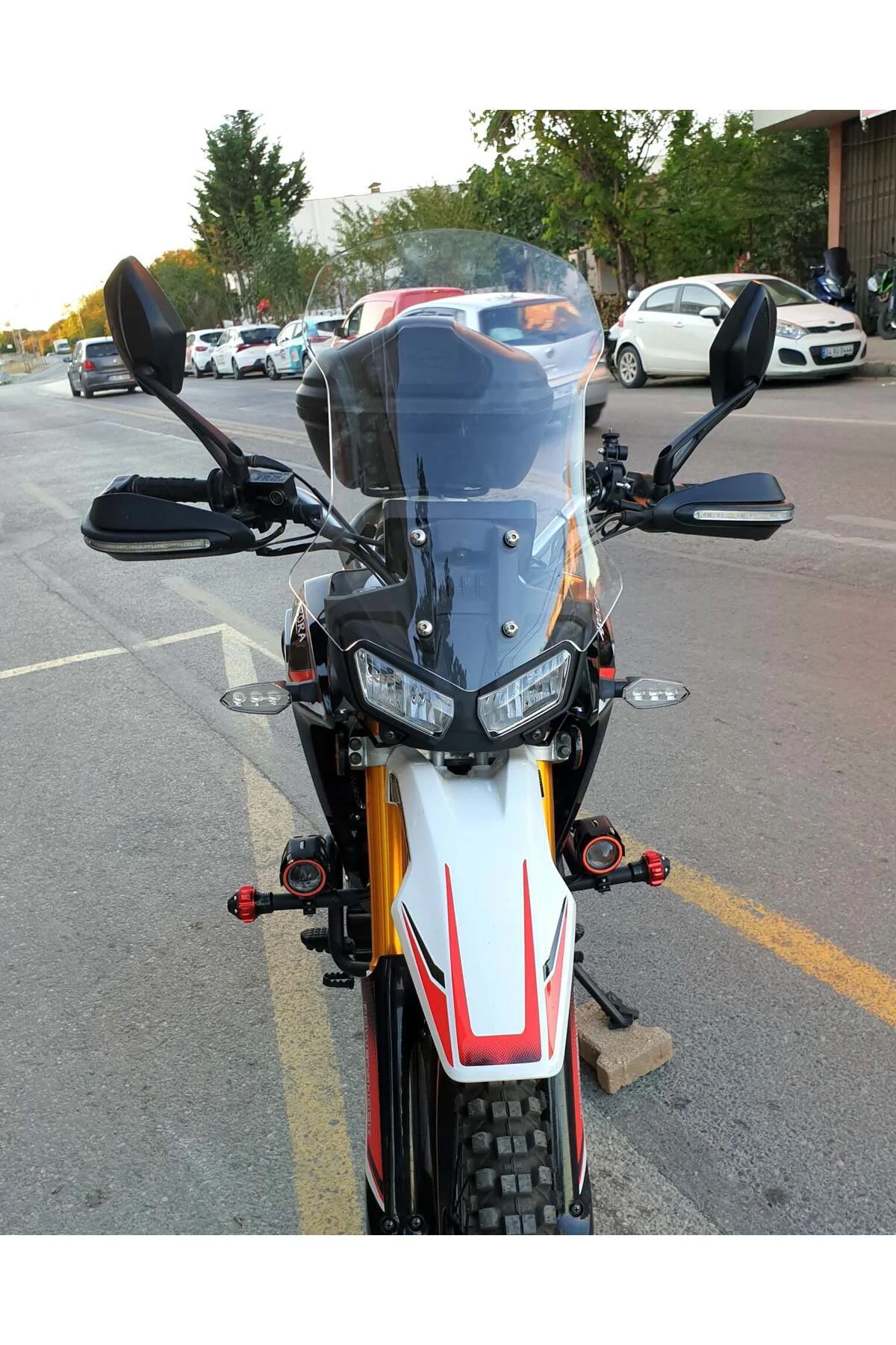 Arora CR 250 Ön Cam 2025-2026 Model 55cm Şeffaf Renkli 4mm