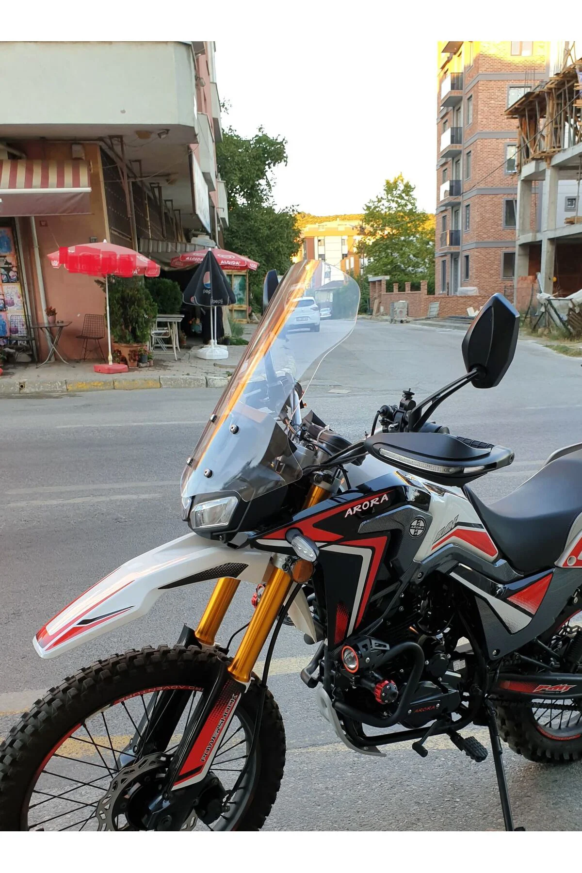 Arora CR 250 Ön Cam 2025-2026 Model 55cm Şeffaf Renkli 4mm