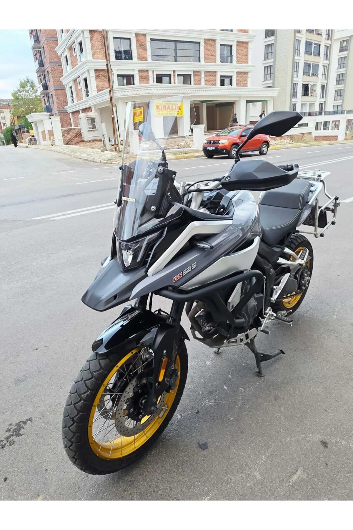 Arora GS 525 Ön Cam 2022-2026 Model 51cm Şeffaf Renkli 4mm