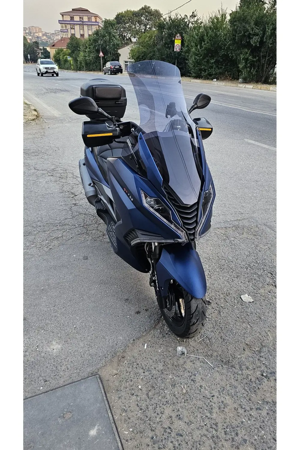 Arora Gt 125 250 Ön Cam 2023 2024 Model 83cm Açıkfüme Renkli 4mm
