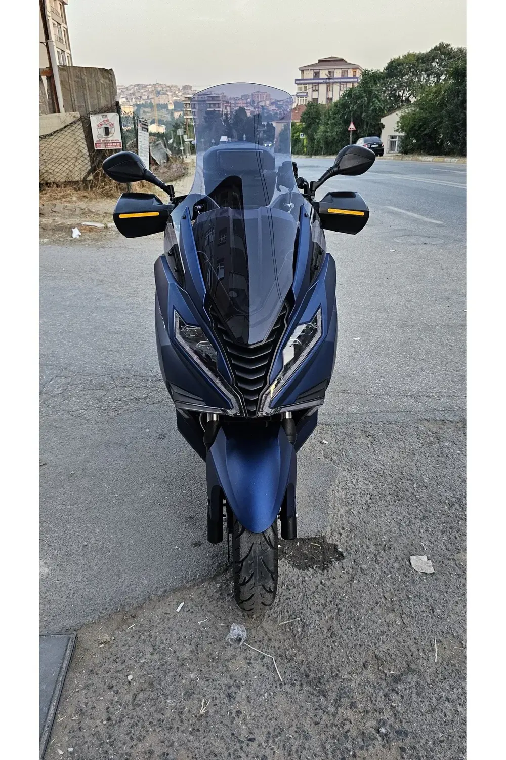 Arora Gt 125 250 Ön Cam 2023 2024 Model 83cm Açıkfüme Renkli 4mm