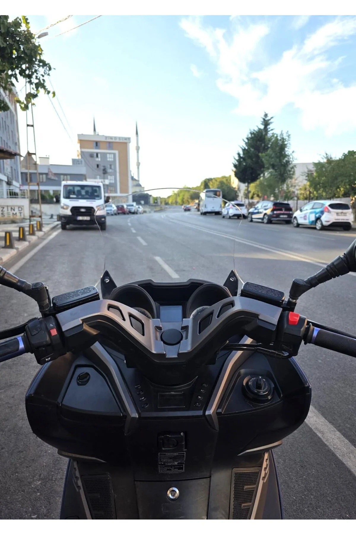 Arora GT 125 Ön Cam 2023-2026 Model 65cm Şeffaf Renkli 4mm ORİJİN