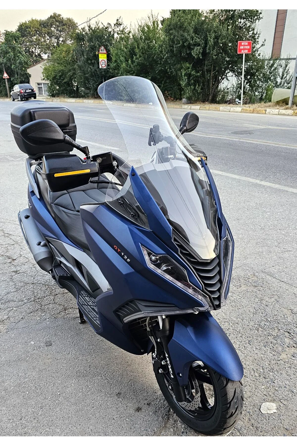 Arora GT 125 Ön Cam 2023-2026 Model 83cm Şeffaf Renkli 4mm UZUN