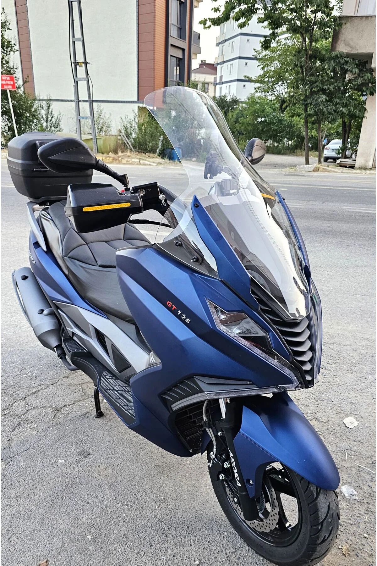 Arora GT 250 Ön Cam 2023-2026 Model 83cm Şeffaf Renkli 4mm UZUN