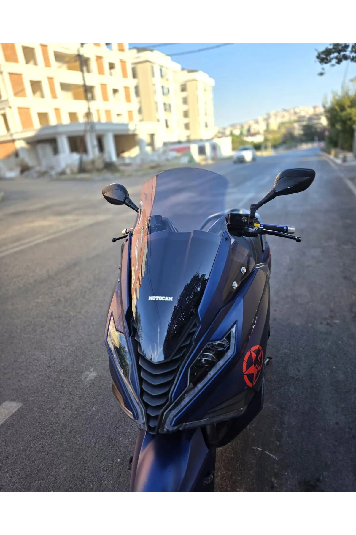Arora GT 250 Ön Cam 2023-2026 Model 65cm Füme Renkli 4mm ORİJİNAL