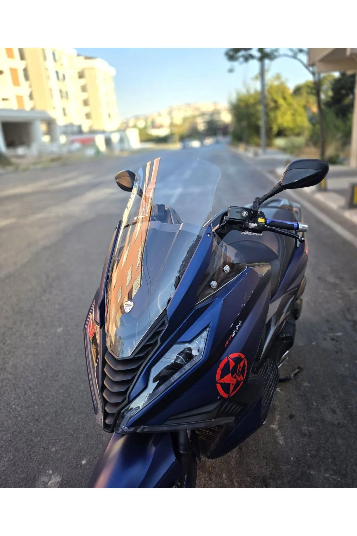 Arora GT 250 Ön Cam 2023-2026 Model 65cm Şeffaf Renkli 4mm ORİJİN