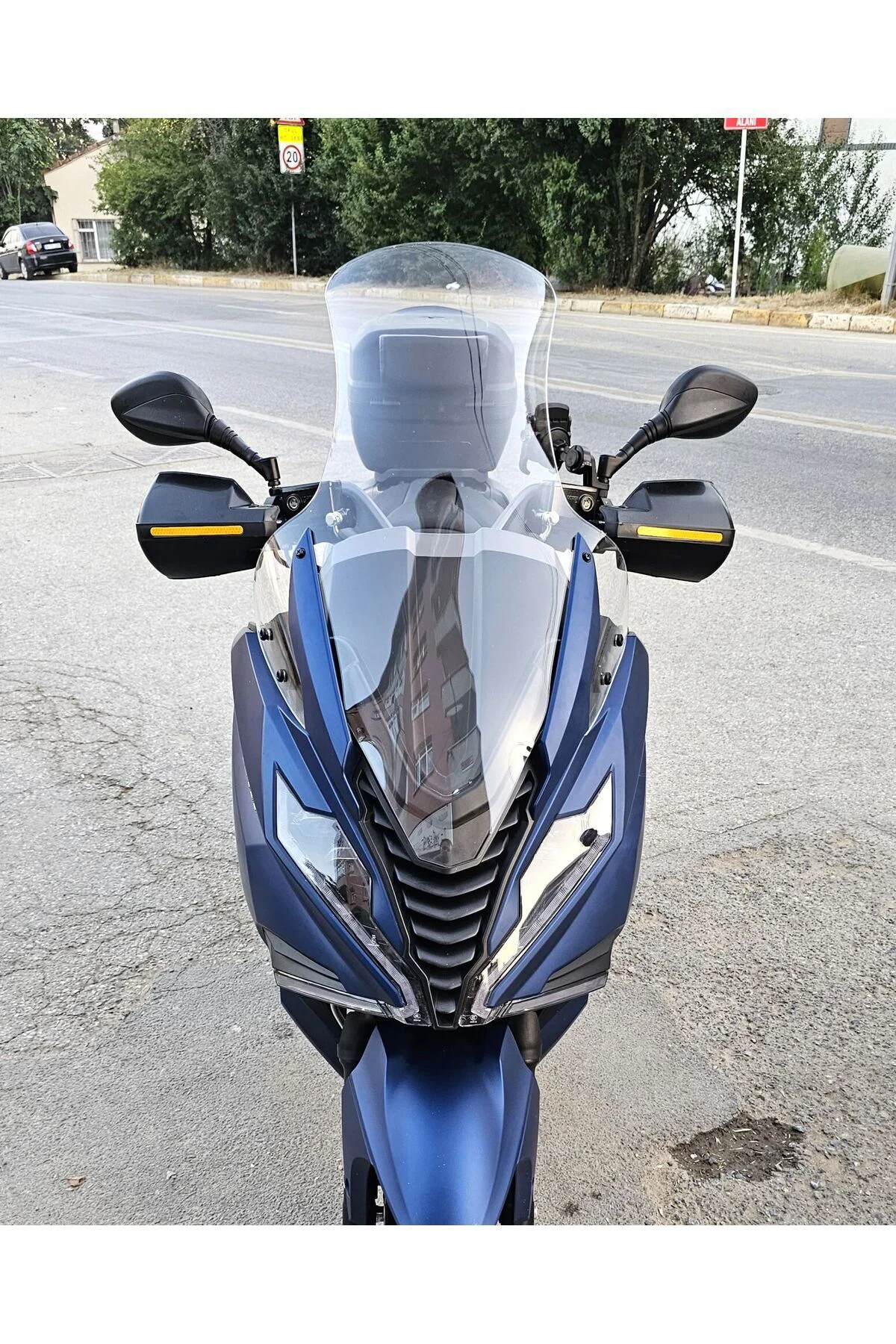 Arora GT 250 Ön Cam 2023-2026 Model 83cm Şeffaf Renkli 4mm UZUN
