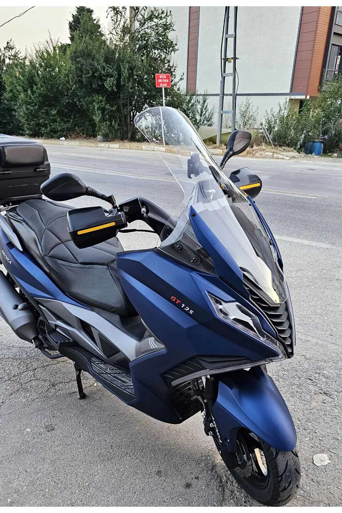 Arora GT 250 Ön Cam 2023-2026 Model 83cm Şeffaf Renkli 4mm UZUN