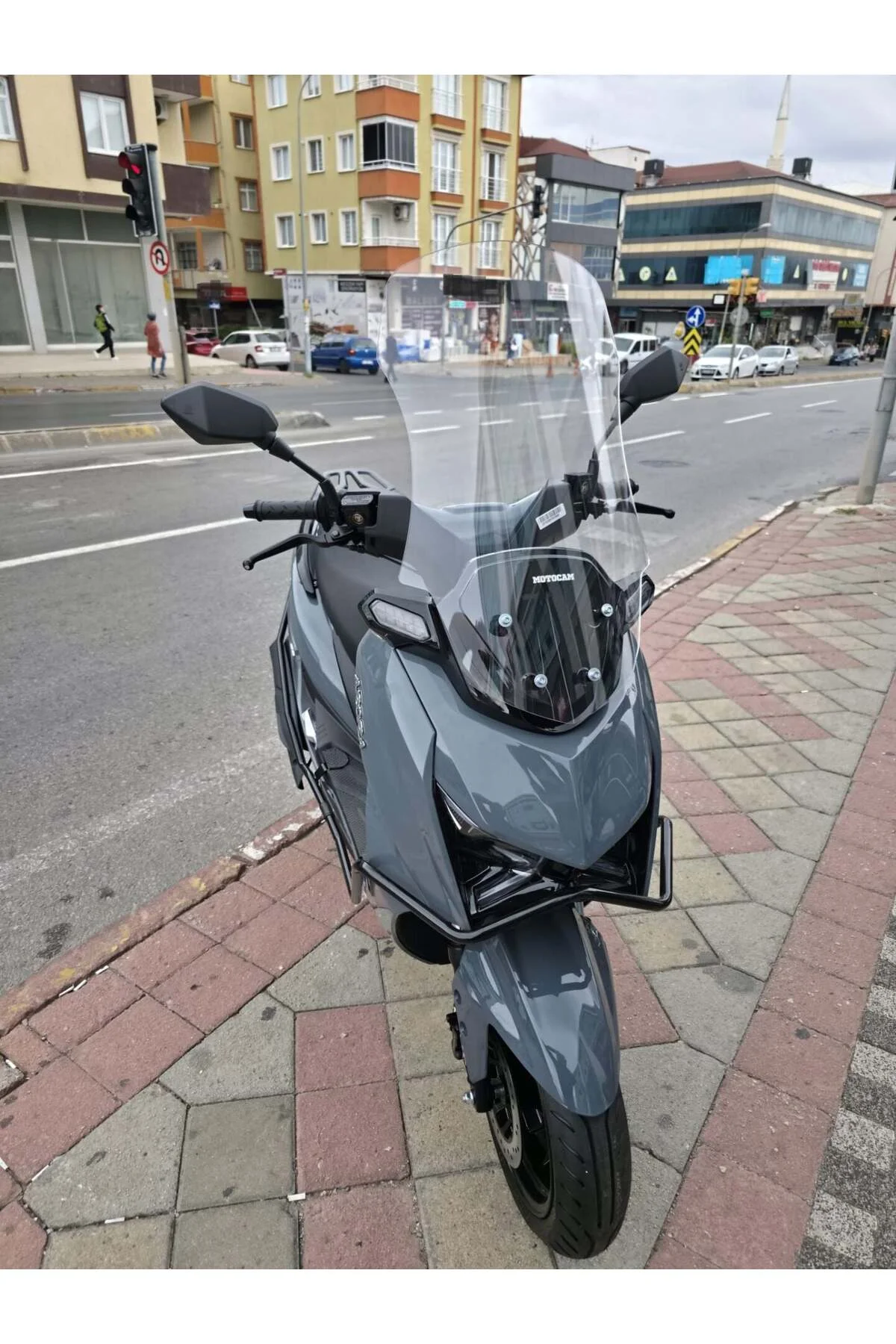 Arora HTX PRO 125 Ön Cam 2025-2026 Model 65cm Şeffaf Renkli 4mm - Görsel 2