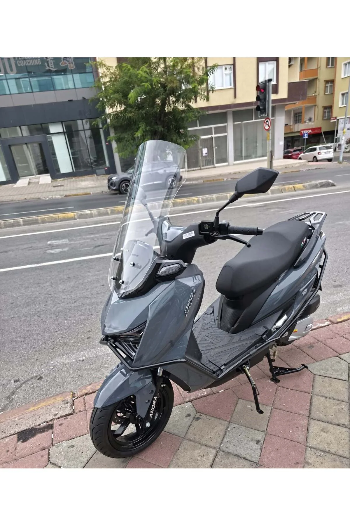 Arora HTX PRO 125 Ön Cam 2025-2026 Model 65cm Şeffaf Renkli 4mm - Görsel 3
