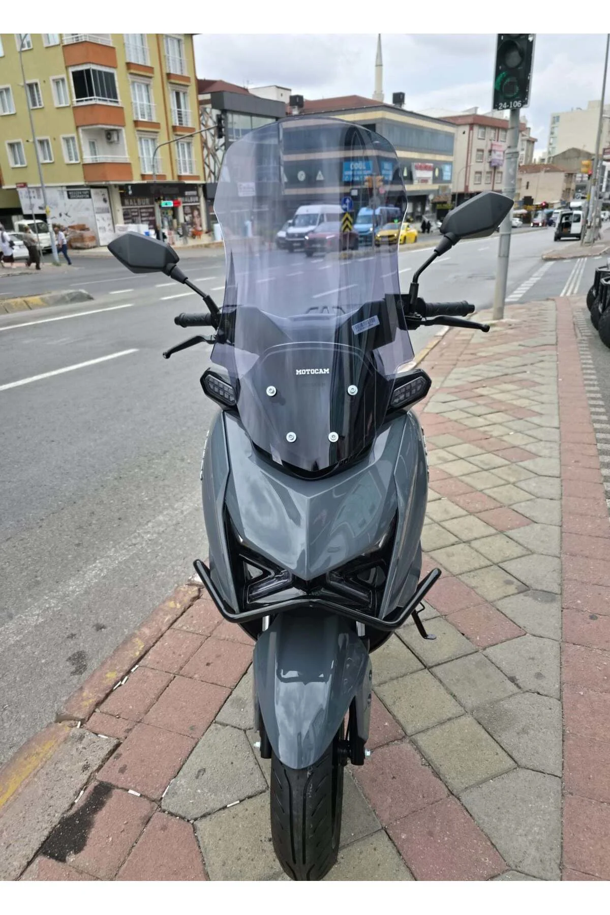 Arora HTX PRO 50 Ön Cam 2025-2026 Model 65cm Füme Renkli 4mm