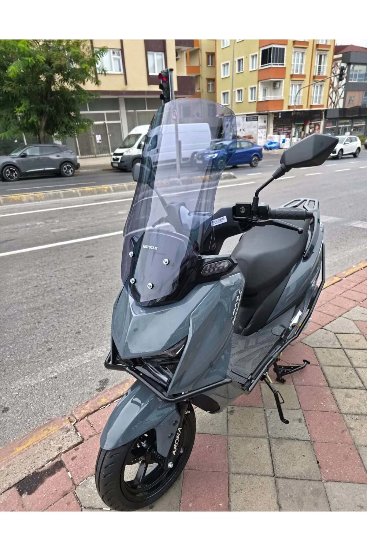 Arora HTX PRO 50 Ön Cam 2025-2026 Model 65cm Füme Renkli 4mm