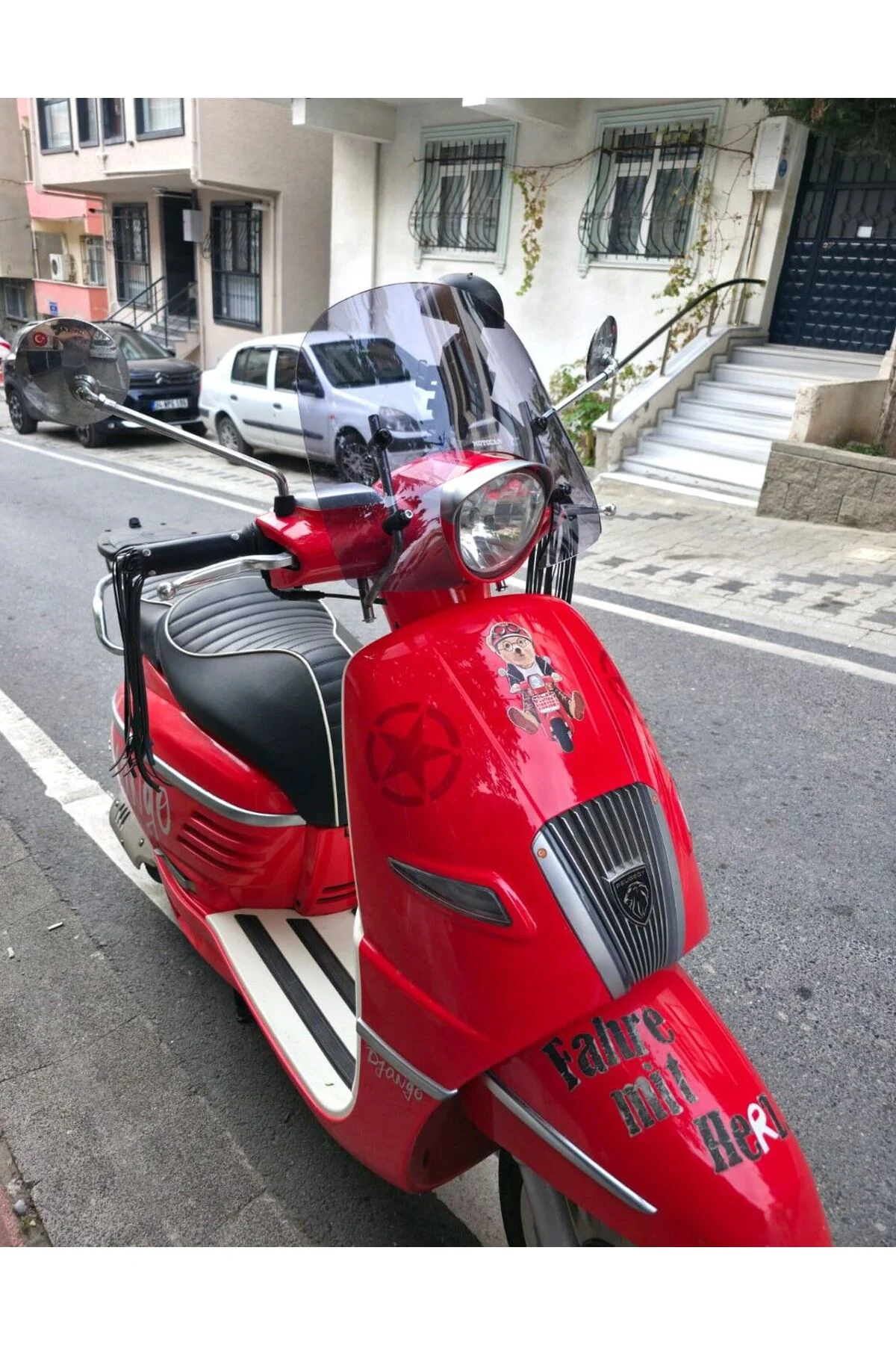 Arora Malibu 125 Ön Cam 2017-2026 Model 37cm Füme Renkli 4mm APAR