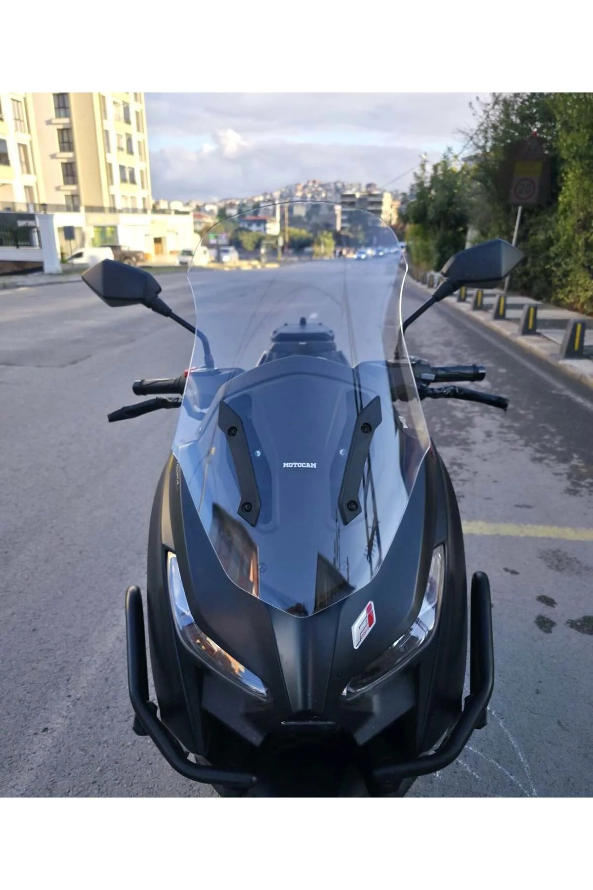 Arora Max Pro 250 Ön Cam 2025-2026 Model 72cm Şeffaf Renkli 4mm Arora Max Pro 250 Ön Cam 2025-2026 Model 72cm Şeffaf Renkli 4mm