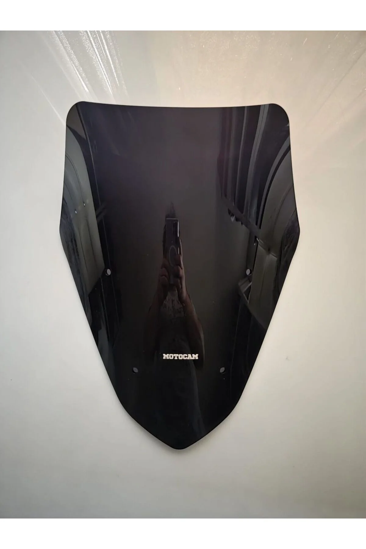 Arora Max Pro 250 Ön Cam 2025-2026 Model 43cm Siyah Renkli 4mm Arora Max Pro 250 Ön Cam 2025-2026 Model 43cm Siyah Renkli 4mm