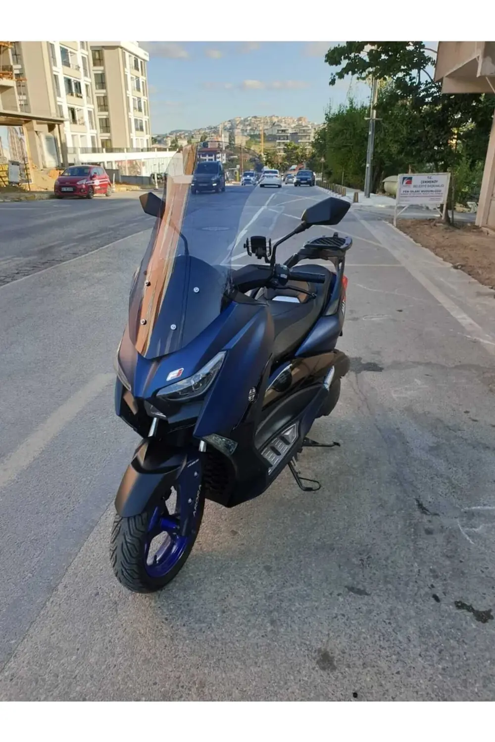 Arora Max PRO Ön Cam 2023-2025 Model 65cm Füme Renkli 4mm ORTA BO