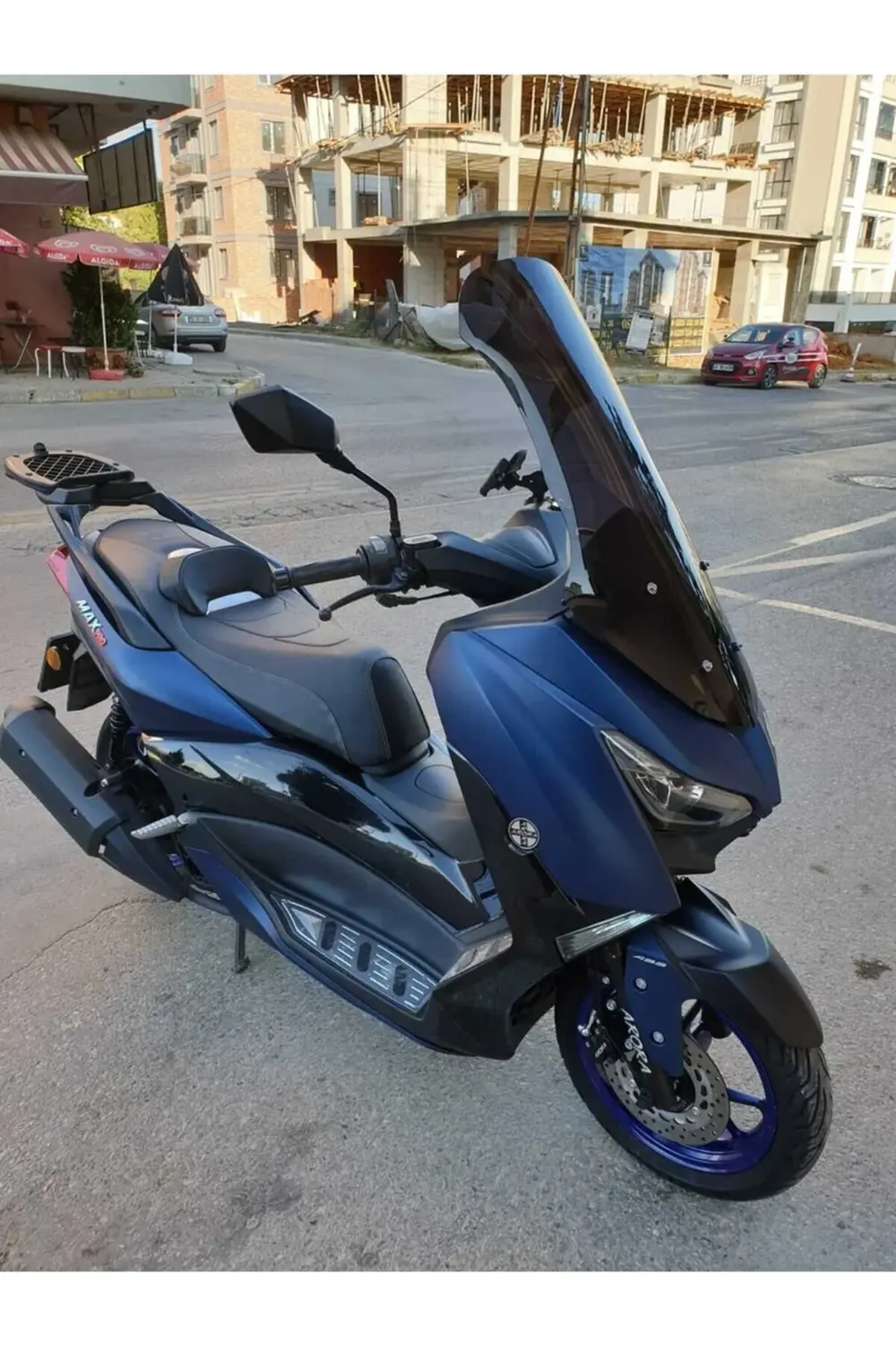 Arora Max PRO Ön Cam 2023-2025 Model 65cm Siyah Renkli 4mm ORTA B Arora Max PRO Ön Cam 2023-2025 Model 65cm Siyah Renkli 4mm ORTA B