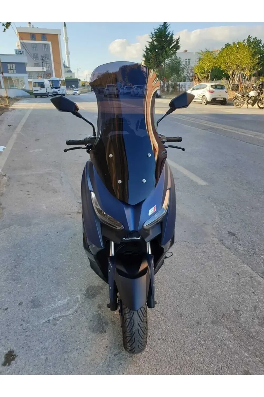 Arora Max PRO Ön Cam 2023-2025 Model 65cm Siyah Renkli 4mm ORTA B Arora Max PRO Ön Cam 2023-2025 Model 65cm Siyah Renkli 4mm ORTA B