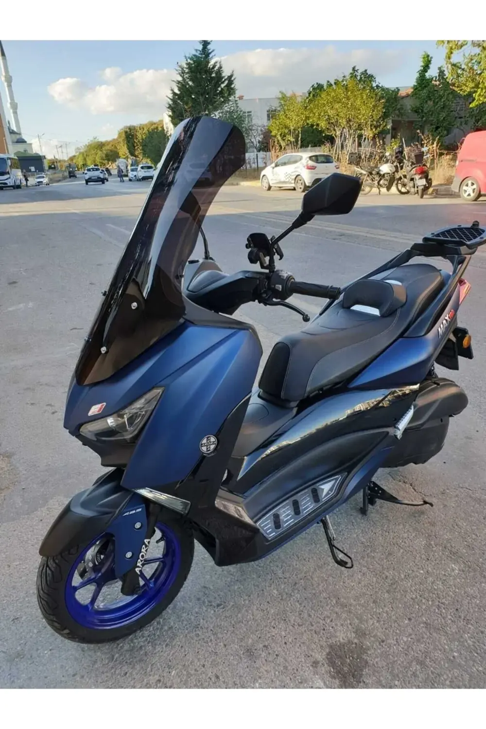 Arora Max PRO Ön Cam 2023-2025 Model 65cm Siyah Renkli 4mm ORTA B Arora Max PRO Ön Cam 2023-2025 Model 65cm Siyah Renkli 4mm ORTA B