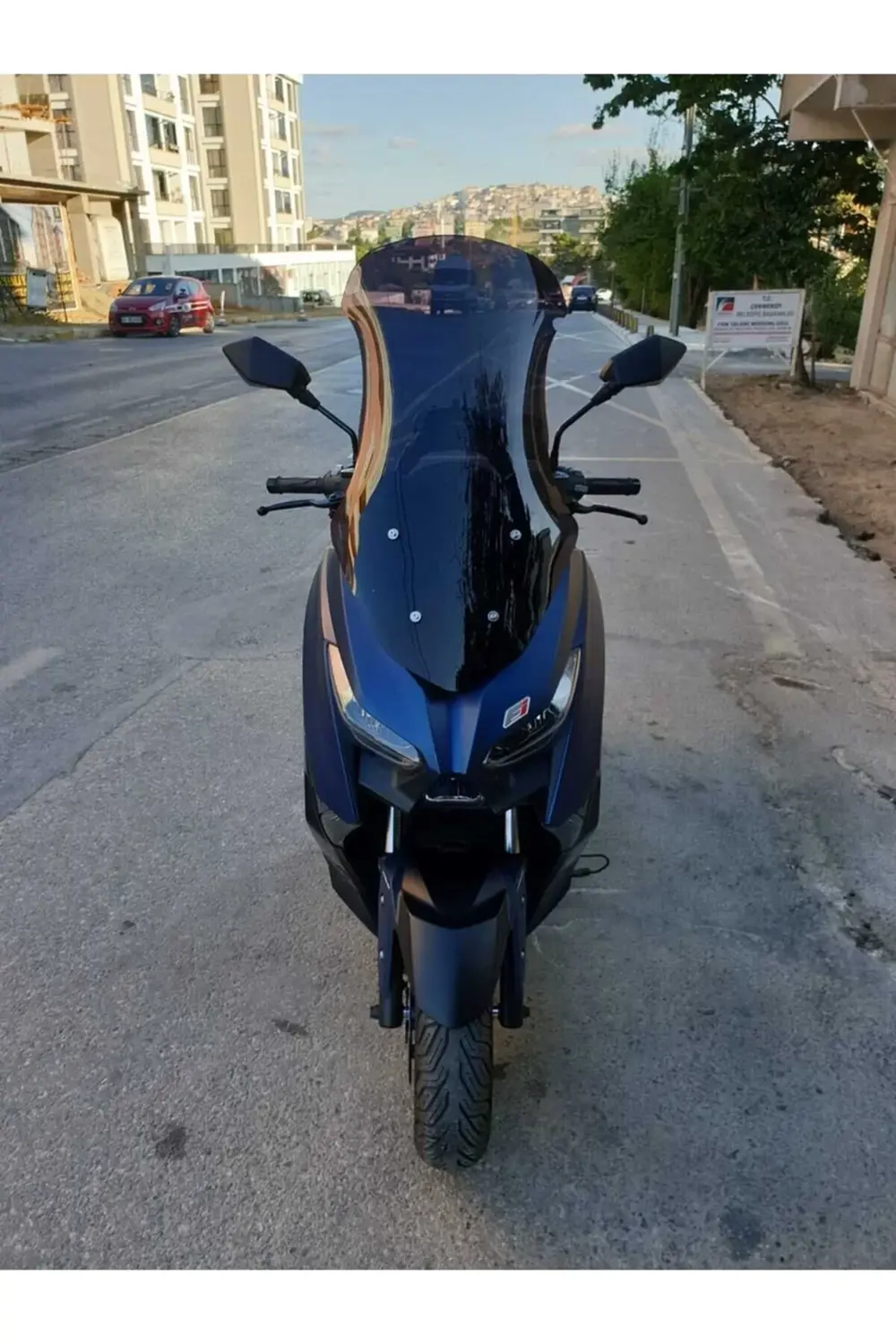 Arora Max PRO Ön Cam 2023-2025 Model 65cm Siyah Renkli 4mm ORTA B Arora Max PRO Ön Cam 2023-2025 Model 65cm Siyah Renkli 4mm ORTA B