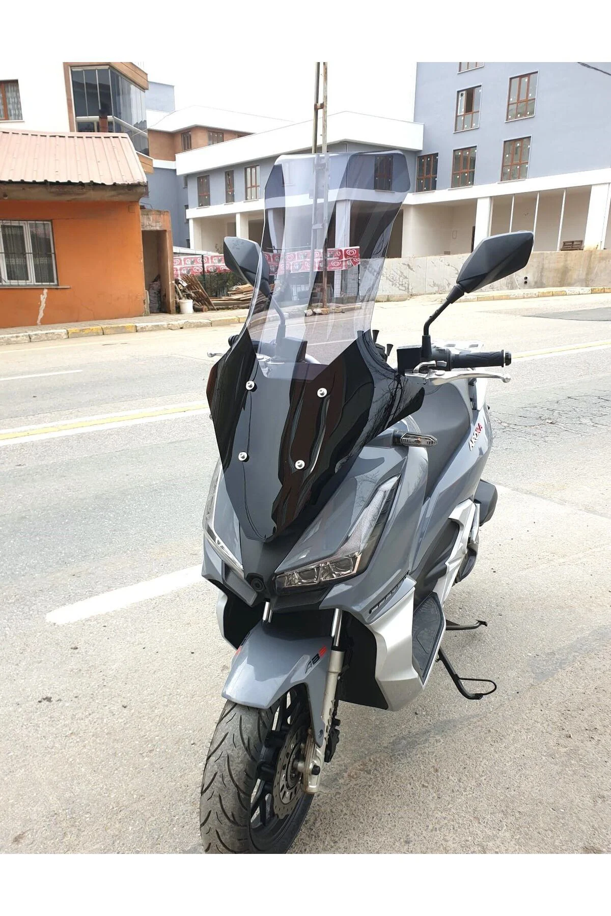 Arora Max T Easy 125 Ön Cam 2022-2026 Model 78cm Füme Renkli 4mm UZUN